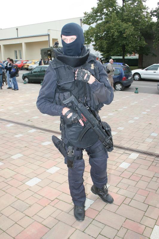  ukzka zsahu speciln jednotky