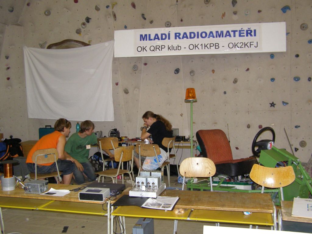 ukzky tvroby mladch radioamatr