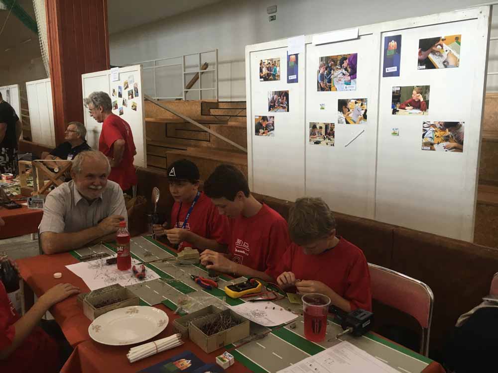 spolen expozice elektro a radio krouk